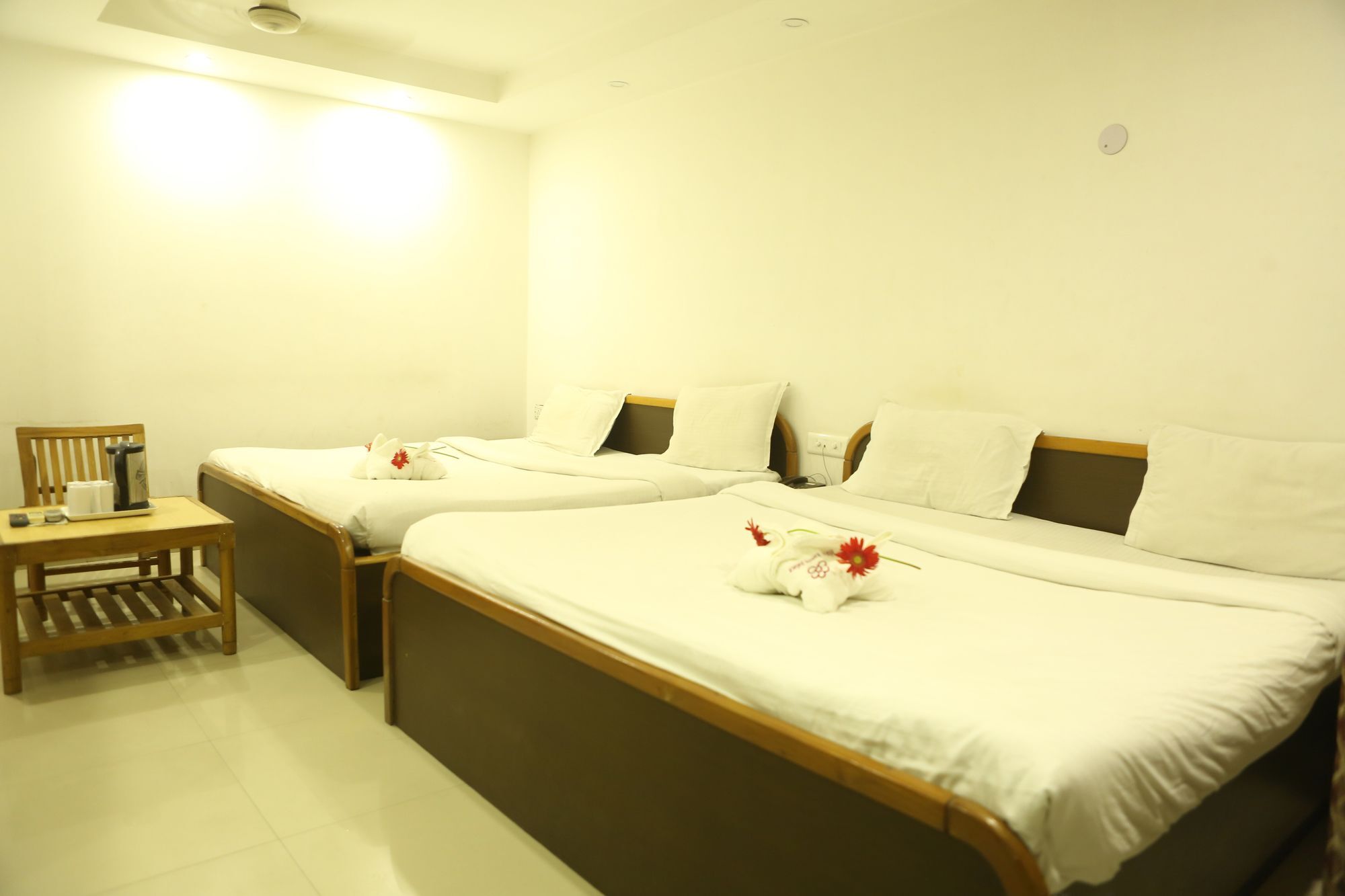 Hotel Kamla Palace Dehradun Exterior photo